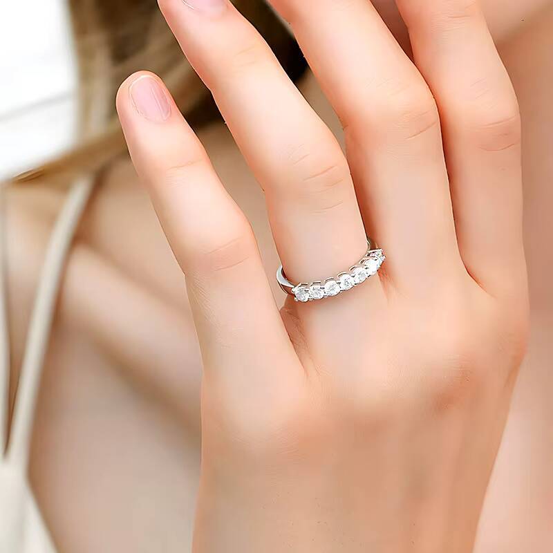 Eternity Radiant Cut Diamond Wedding Engagement Gra Womens Luxury Marriage Round Gold Cuban Moissanite Ring