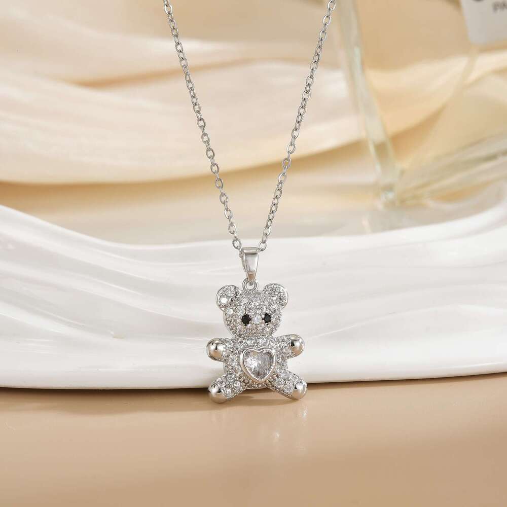 Beating Heart Bear Titanium Steel Necklace Women, Light Niche Design, Cute Clavicle Chain For Students, High-End Sense Jewelry 9Da
