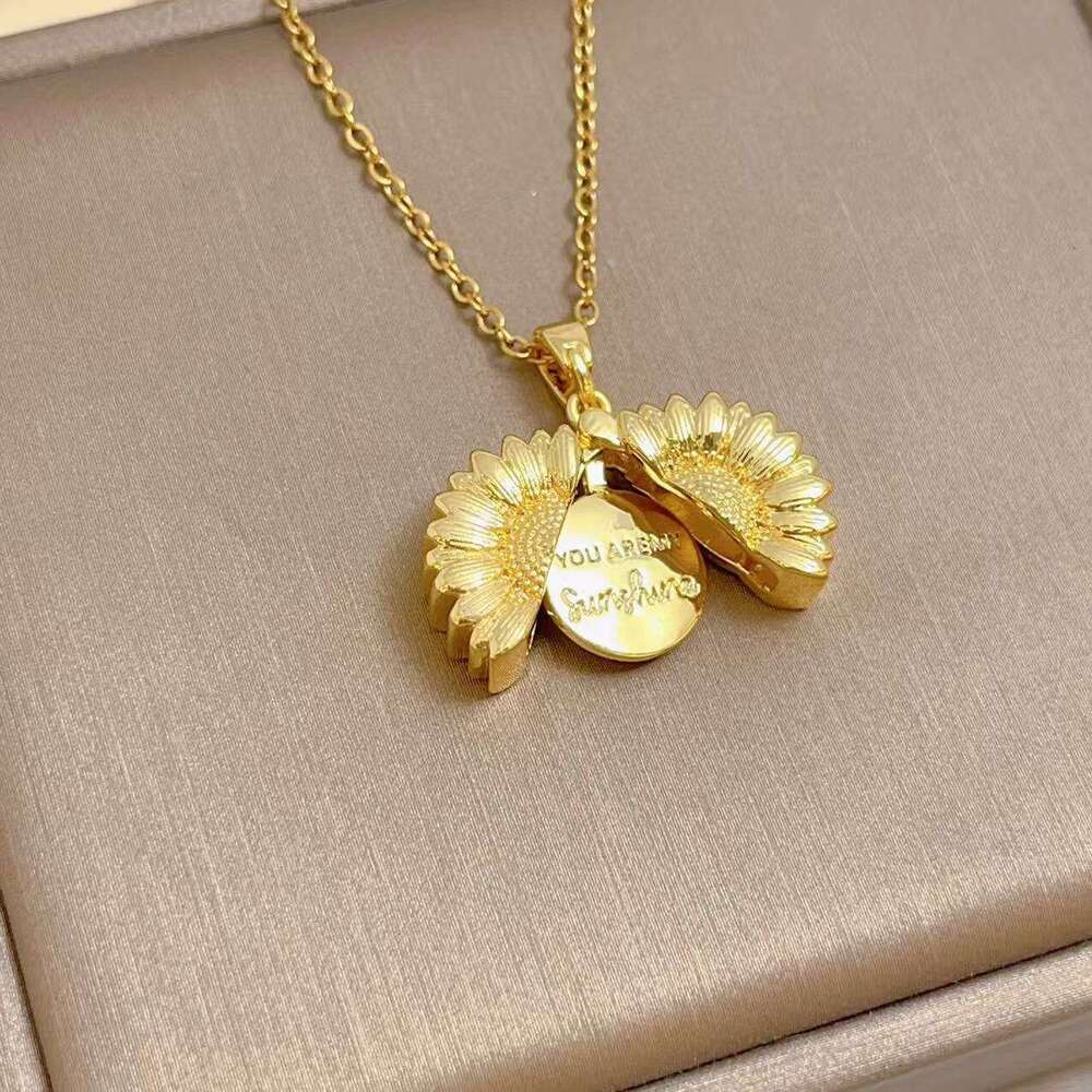 New Suower Necklace Open Pendant Engraved YOUARE MY SUNSHINE You Are My Sunshine 614