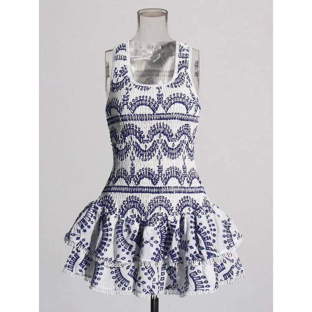 TWOTWINSTYLE Embroidery Solid Dresses For Women U Neck Sleeveless High Waist Slimming Patchwork Fold Mini Dress Female Fashion