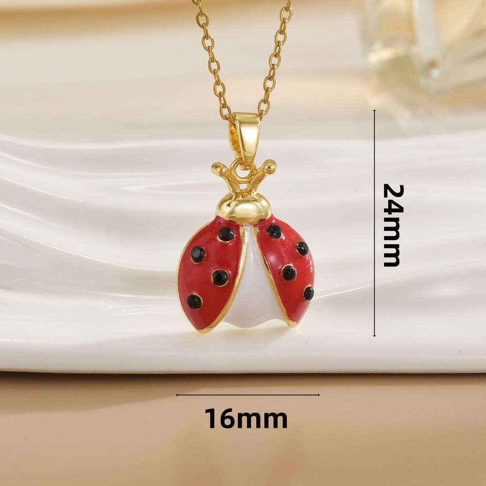 Personalized Cartoon Beetle Necklace Seven-Star Ladybug Pendant Jewelry Light Niche Style Versatile Titanium Steel Collarbone Chain 961