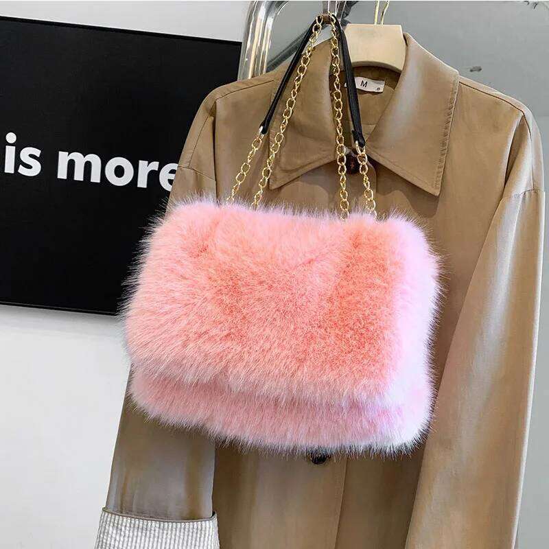 Fashion Warm Imitation Rabbit Hair Women's Large Capacity Handbag Y2K Fluffy Winter Plush Underarm Bag
