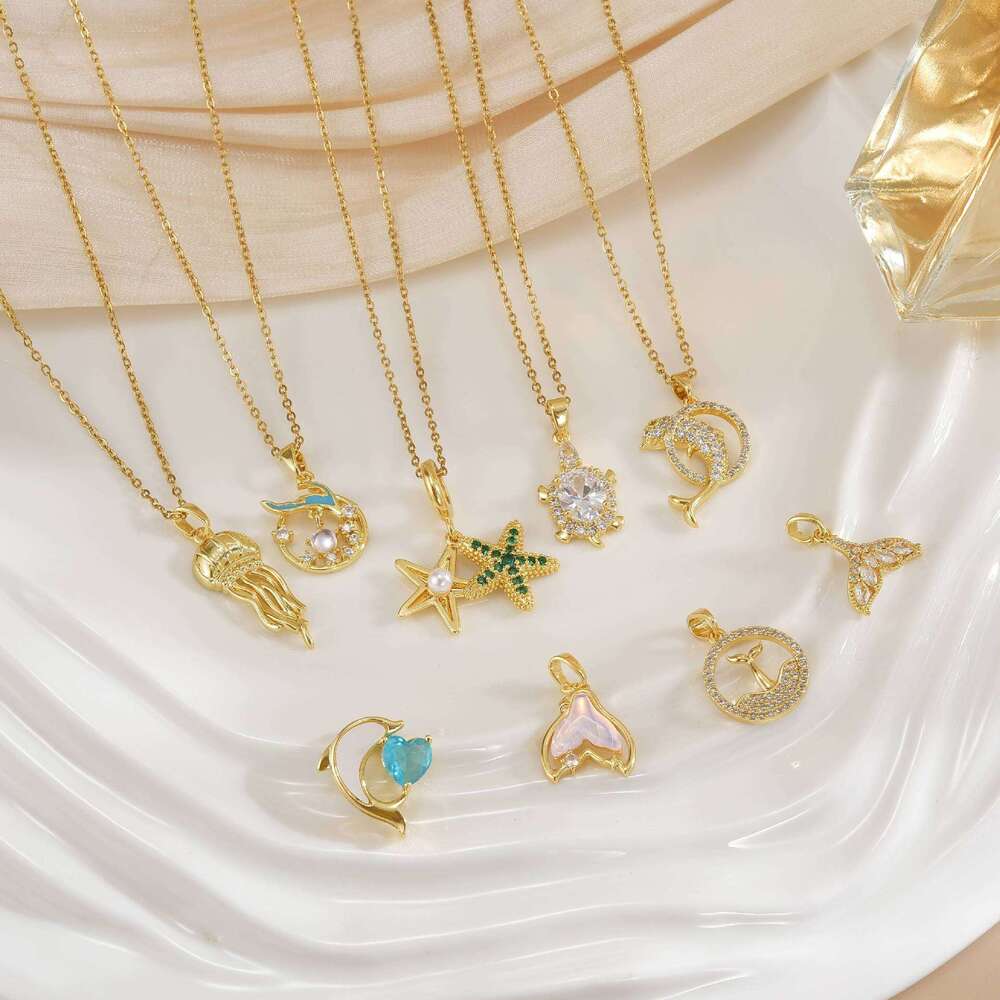 Fashionable Light Niche Jewelry Ocean World Copper Gold-Plated Necklace Titanium Steel Collarbone Chain 570