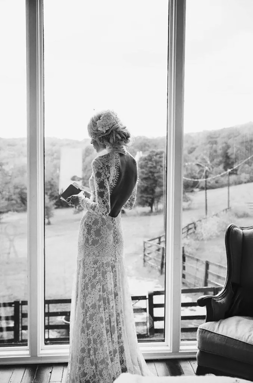 Vintage Full Lace Mermaid Wedding Dresses Long Sleeves HIgh Jewel Neck Backless Sweep Train Wedding Dress Bridal Gowns Vestidos De Noiva