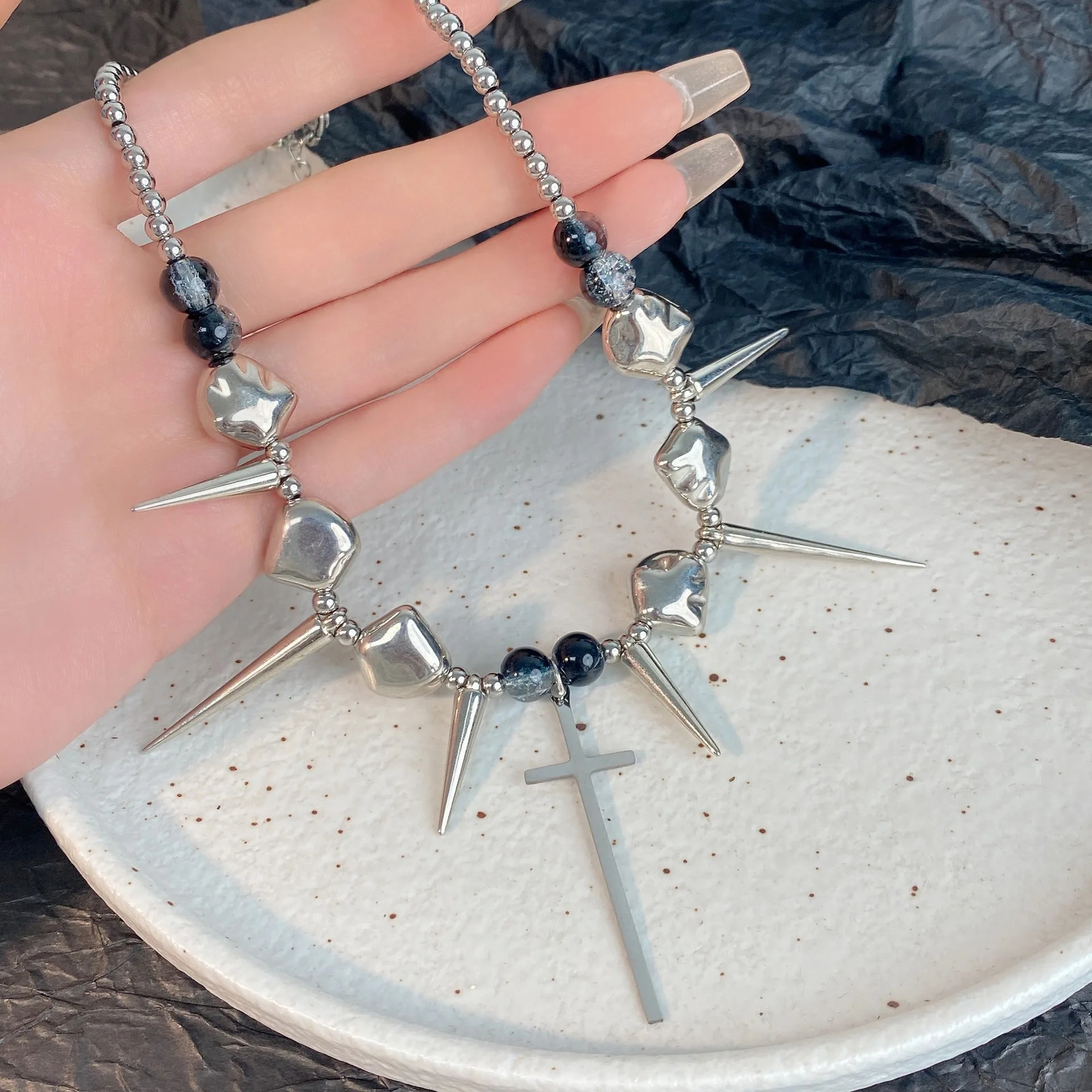 Retro Y2K Long Spike Rivet Necklace Stainless Steel Cross Hip Hop Necklace for Women Vintage Grunge Style Party Jewelry 250716