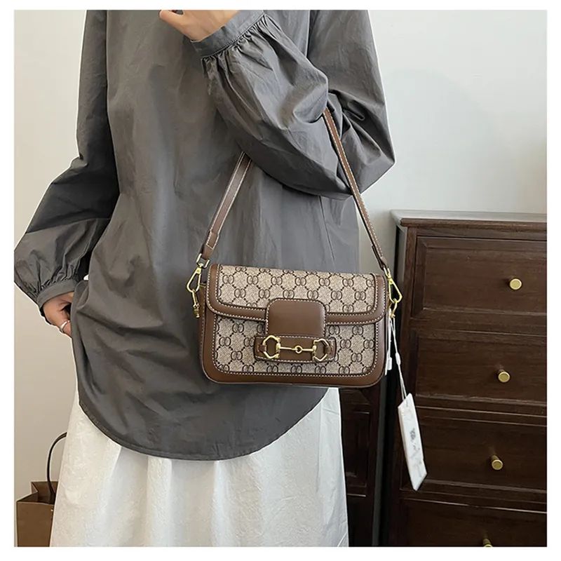 Designer bag Shoulder Bag Luxury Bag Crossbody Purse Designer 2025 for womens high-end and fashionable saddle bag with temperament, single shoulder cr