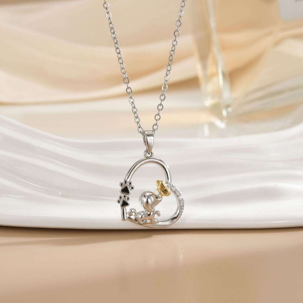 Hot-Selling Design Sense Fashion Trend Cute Little Dog Paw Heart-Shaped Butterfly Pendant Necklace For Women Dda