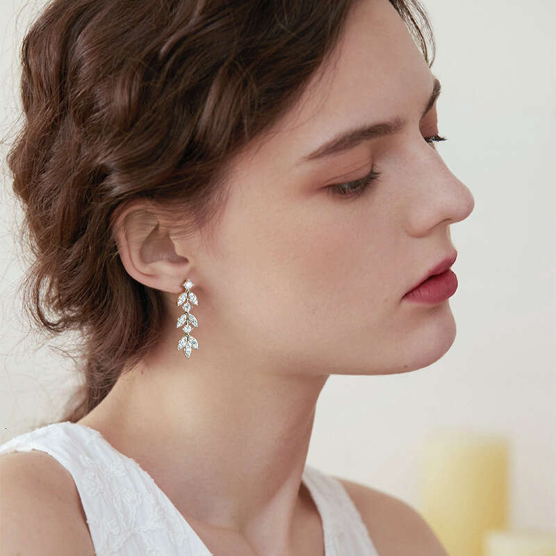 Fashion Tassel Leaf Socialite Temperament Pure Sier Moissanite Earrings For Women F39