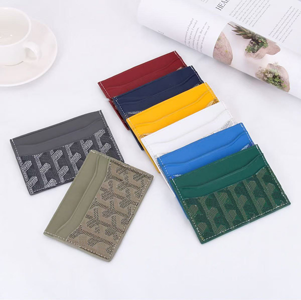 Keychain designer keychain luxury designer keychain wallet Classic brand high-quality 100 travel essential men's keychain women's 12