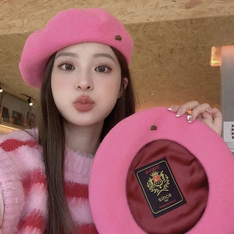 Womens Winter High Quality Wool Beret Metal Copper Buckle Solid Color Painter Hat Satin Embroidery Vintage Beanie Hat 250716