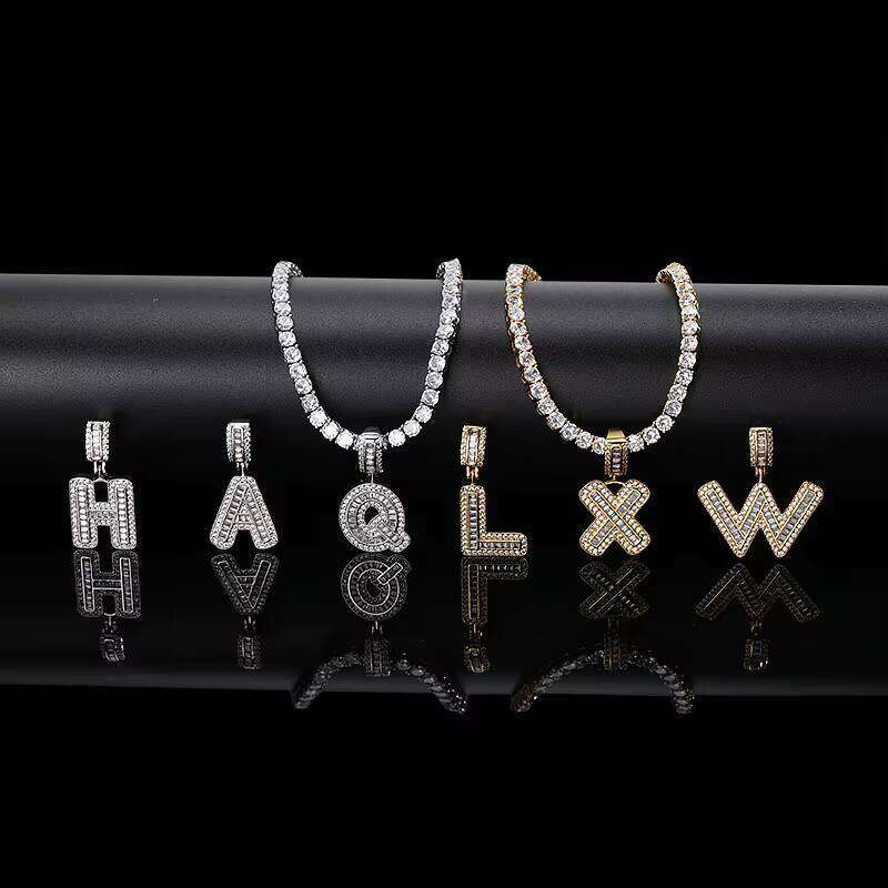 Chic Gold Foil Decorative Chain Jewelry Intricate Small Charm Lockets with Sparkling Crystals & Personalized Engraving Options