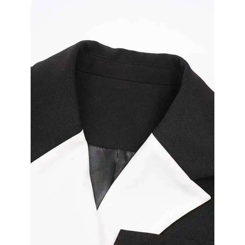 EAM Black Color-Block Elegant Trench Women New Lapel Long Sleeve Loose Fit Windbreaker Fashion Tide Spring Autumn 2025 Cpdb129