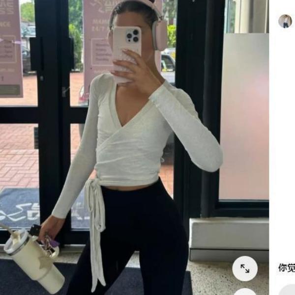 Women's T Shirts Solid Color Long Sleeve Wrap Bandage T-shirt Workout Clothes Women Sporty Yoga Crop Tops Ladies Deep V Neck Slim Fit Blouse