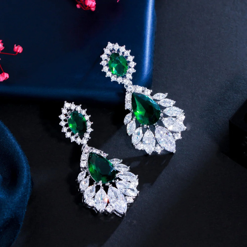 CWWZircons Elegant Chandelier AAA Cubic Zirconia Long Big Crystal Bridal Dangle Drop Earring for Wedding Jewelry CZ202 250716