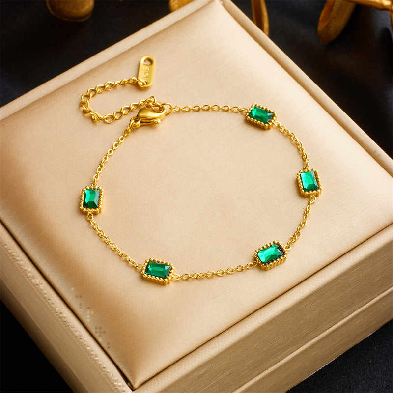 18k Gold Plated Chain Iced Out Stack Bracelet Designer Jewelry Heart Butterfly Tree Charm Bracelets Cuff Fine Jewelry for Women Birthday Wedding Mothe