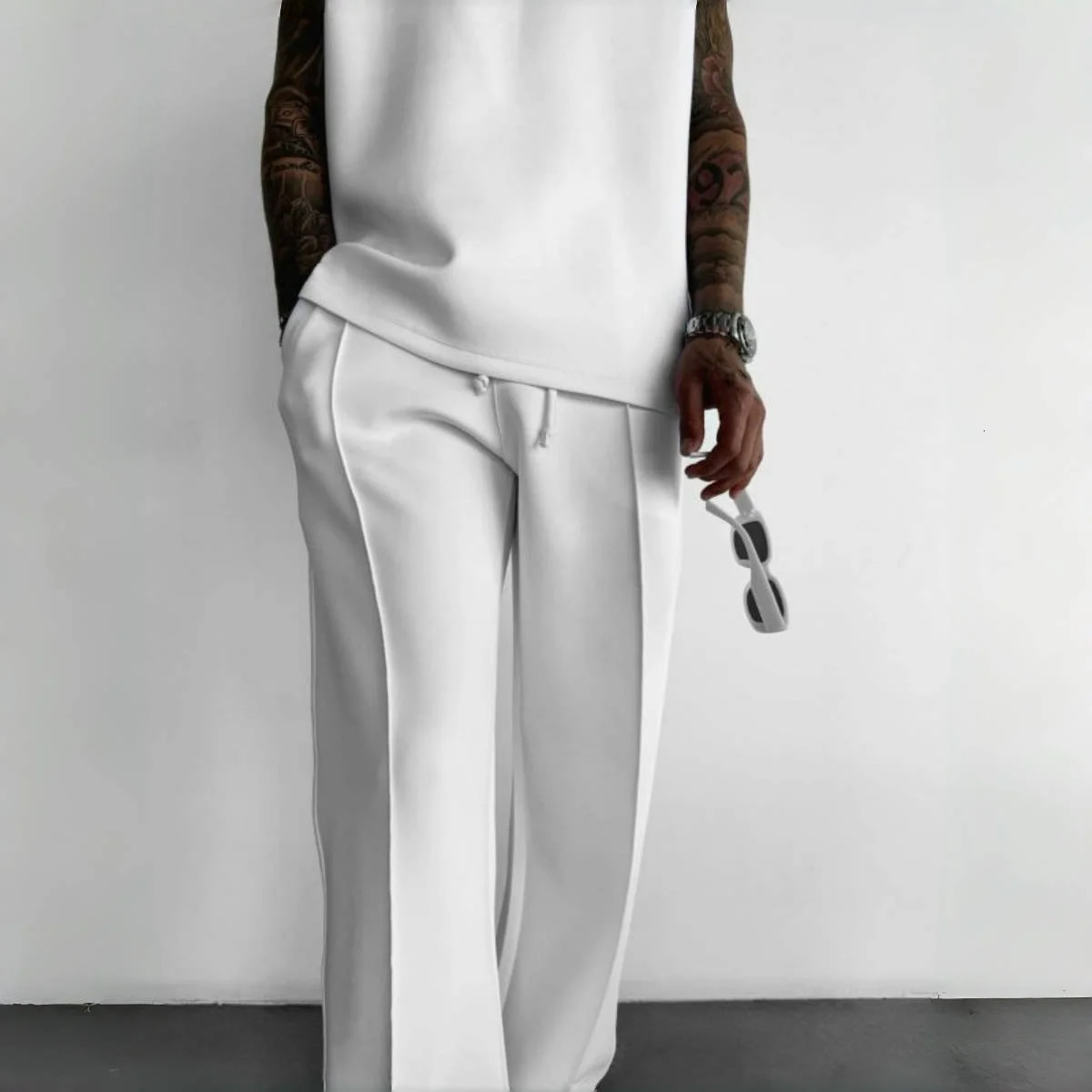 mens casual pants stylish and comfortable elastic waist drawstring single-line pleated solid color pocket mops pants 250715