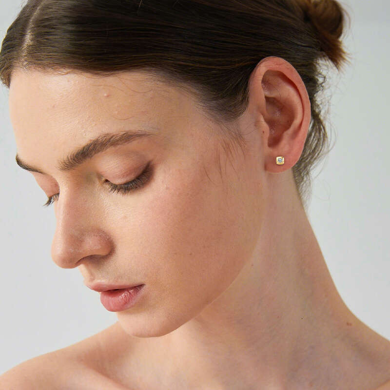 Fashion Fresh Versatile Square S Pure Sier Sleepable Small Sugar Cube Moissanite Earrings For Women 2F8