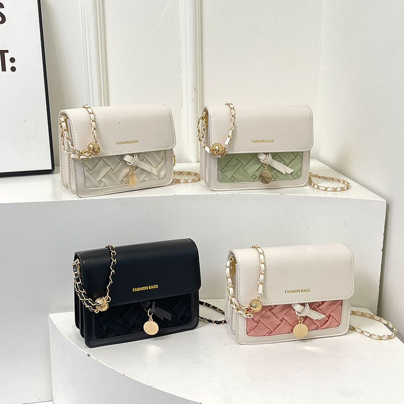 Free Shipping 2025 Summer New Designer Bag Fashion High-end Niche Outdoor Shoulder Bag Versatile Small Square Bag For Women Premium And High-quality S