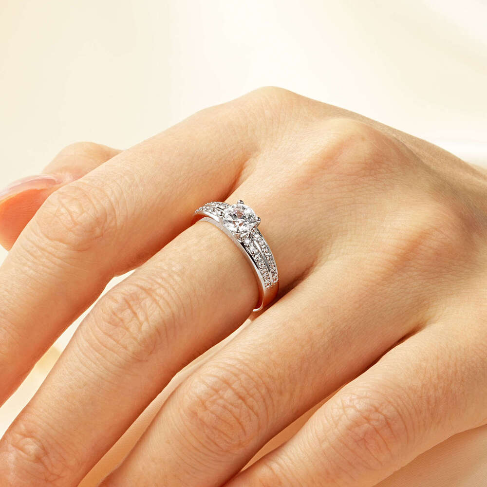 Gypsophila Imitation Moissanite French Style Valentine's Day For Girlfriend Birthday Gift Zircon Ring 0Cb