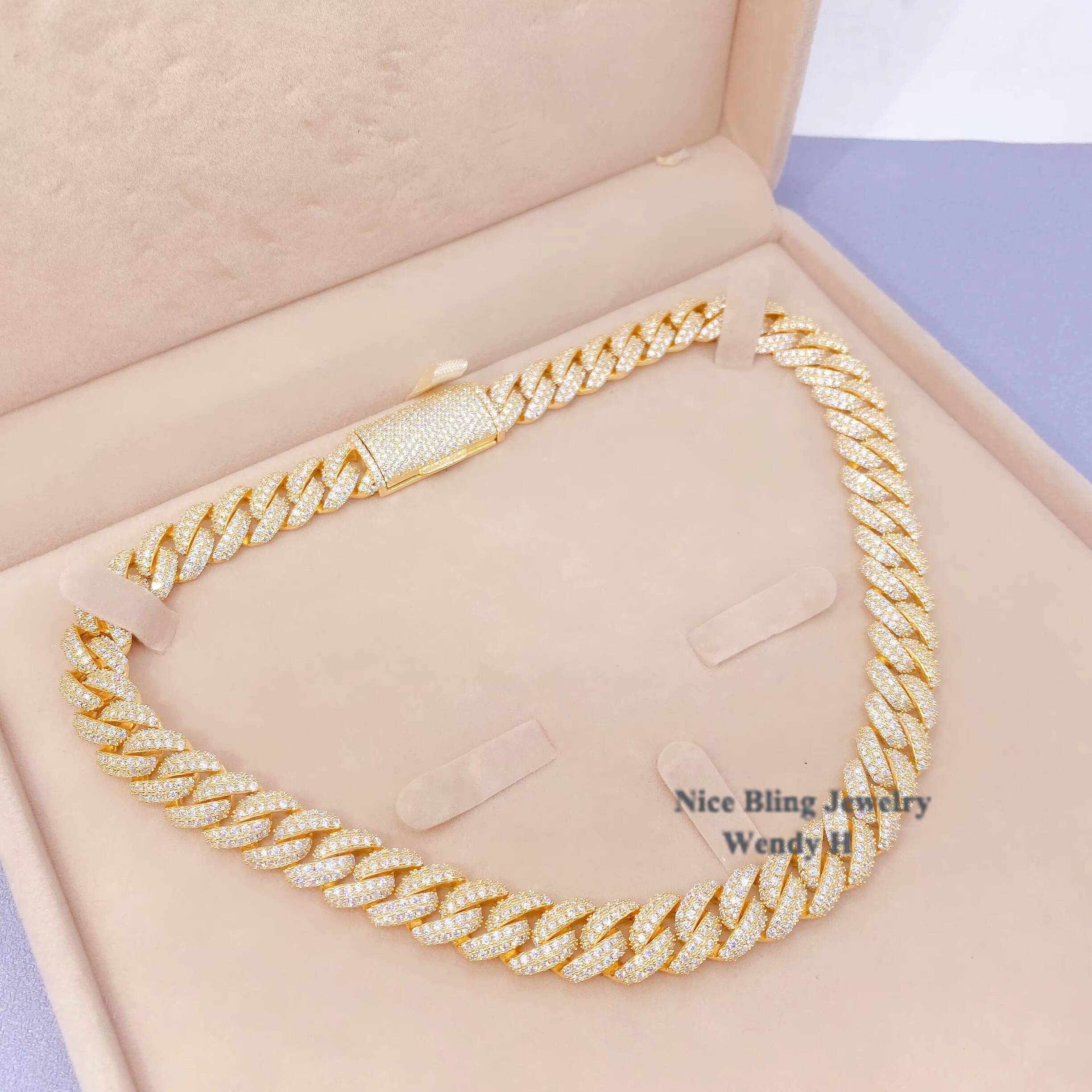 Hip Hop Iced Out Jewelry Factory Price Micro Pave High Quality Vvs d Color Diamond 12mm Moissanite Cuban Link Chain