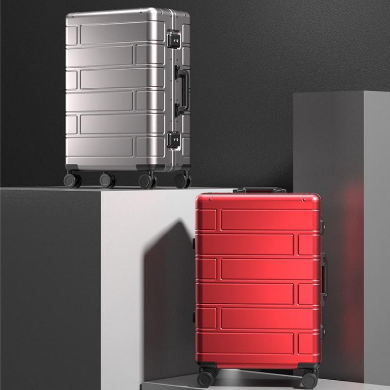 Durable Aluminum Alloy Luggage: Silent Universal Wheels & Pull Rod - Compact Boarding Case for Leisure and Business