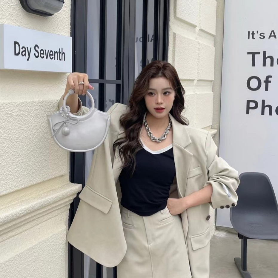 Free Shipping Designer Luxury Niche Handbag Bowknot Handheld Basket Bag Women's New Fashion Single Shoulder Crossbody Bag Leisure Shopping Bag