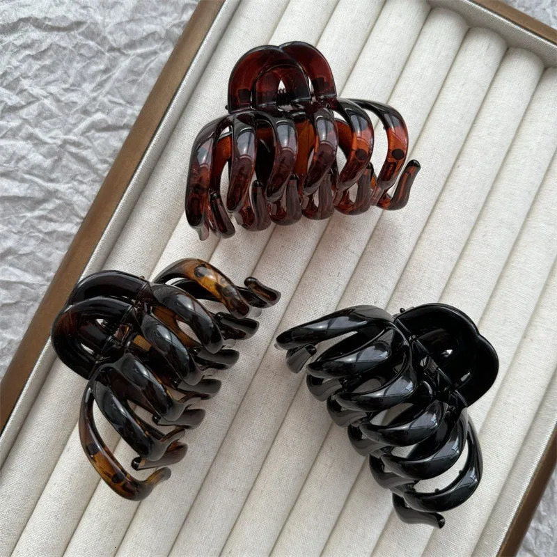 Large Hollow Out Hair Claw Clips Crab Clamps Women Girls Ponytail Big PC Plastic Hair Barrettes Hairpin Hair Accessories Fashion 250716