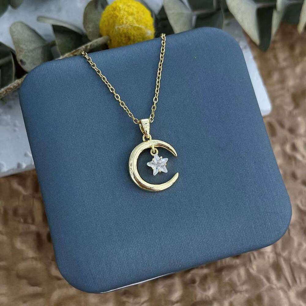 For Women, Internet Celebrity Star Moon Zircon Geometric Niche Light New Design Pendant Elegant Titanium Steel Necklace 58D