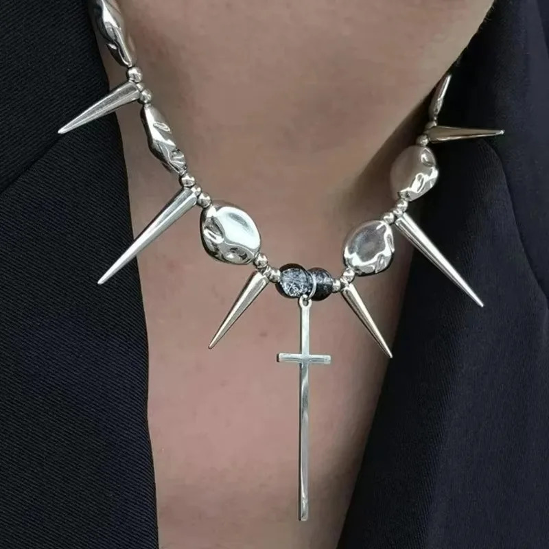 Punk Jewelry Metal Sequin Rivet Necklace Korean Fashion Cool Pendant Necklaces for Women Grunge Accessories Goth Choker Gifts 250716