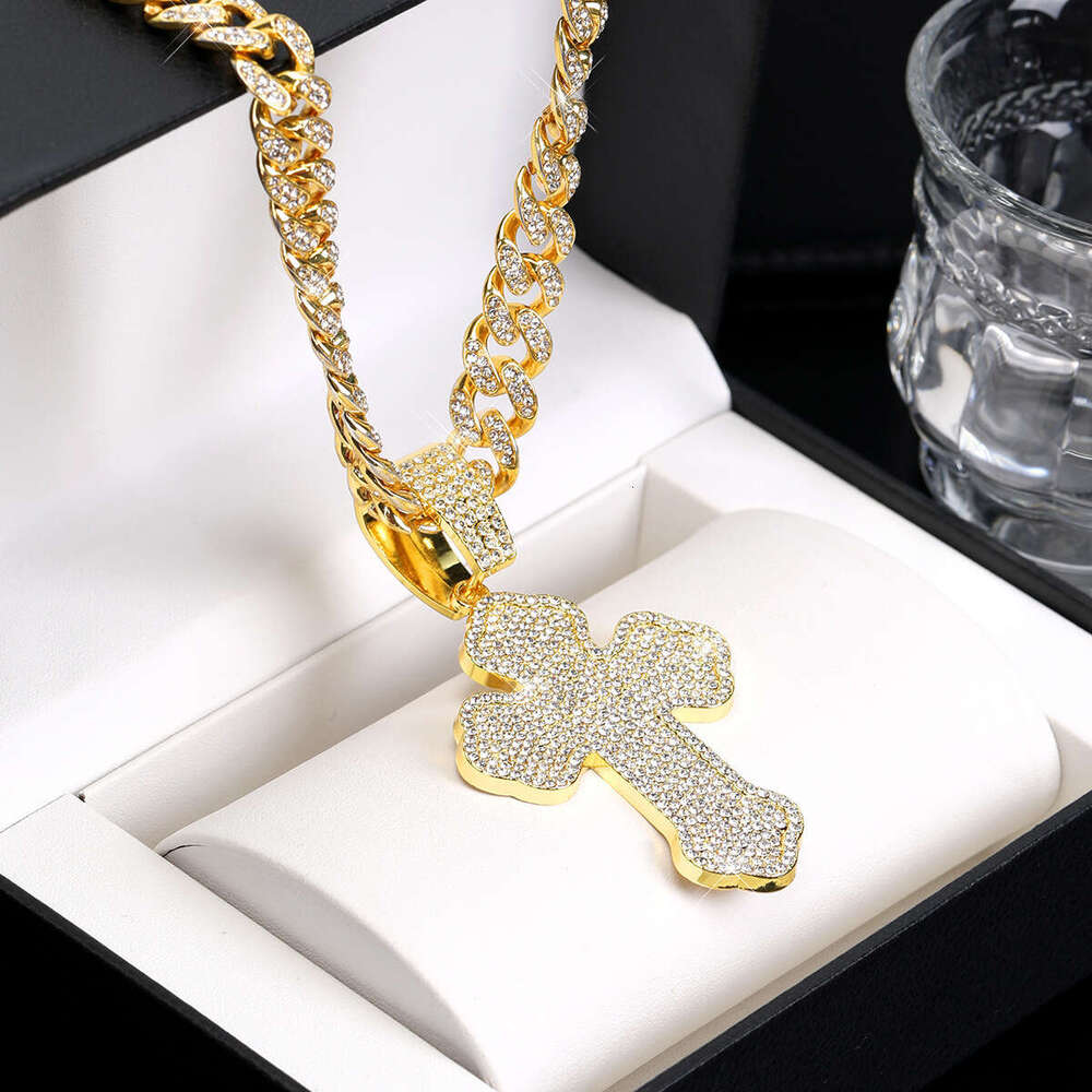 Full Dia Cross Pendant Hip Hop Exaggerated Alloy Cuban Chain Creative Fashion Necklace