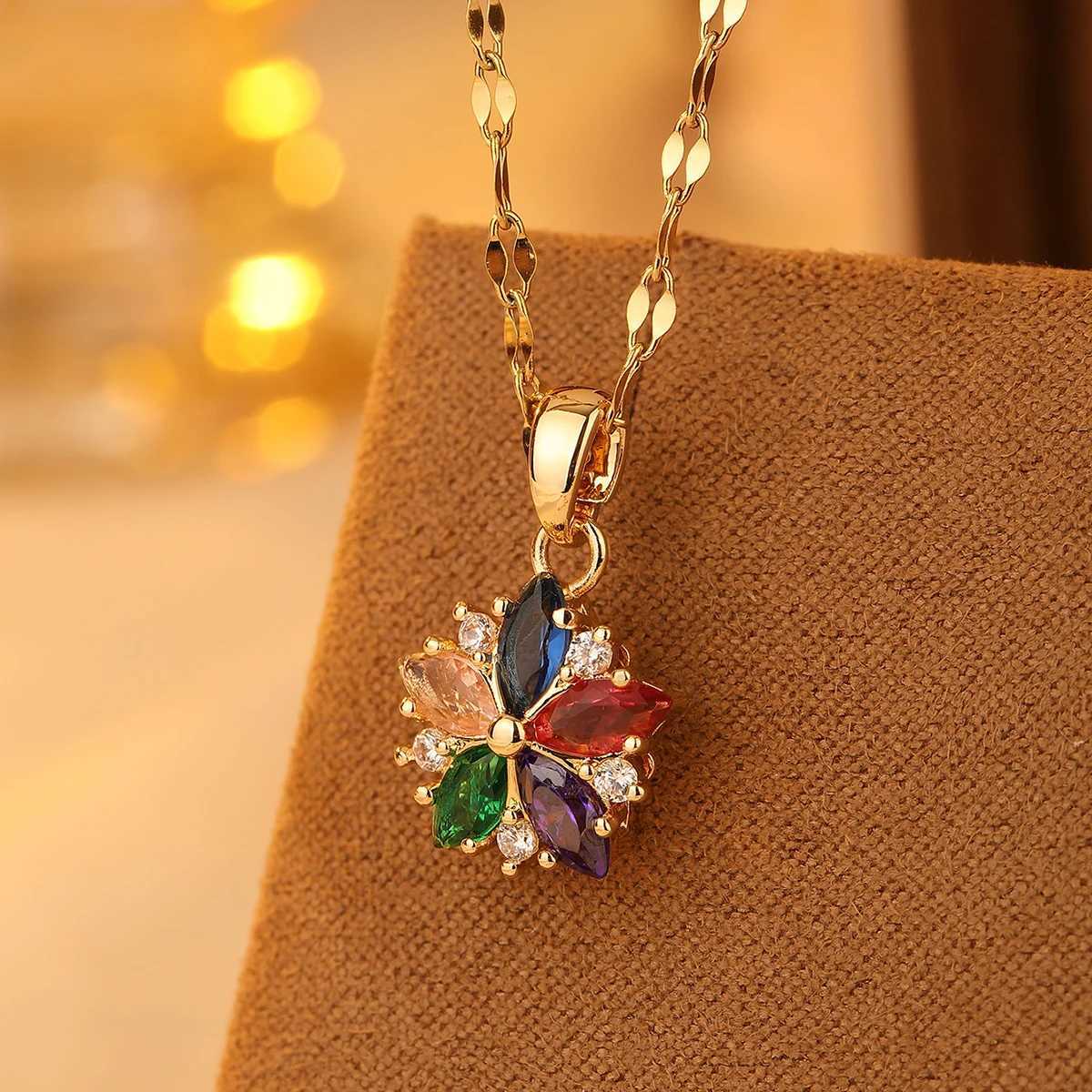New Sweet Pink Cherry Blossoms Pendant Stainless Steel Necklaces For Women Korean Fashion Temperament Clavicle Chain Jewelry XJ250717