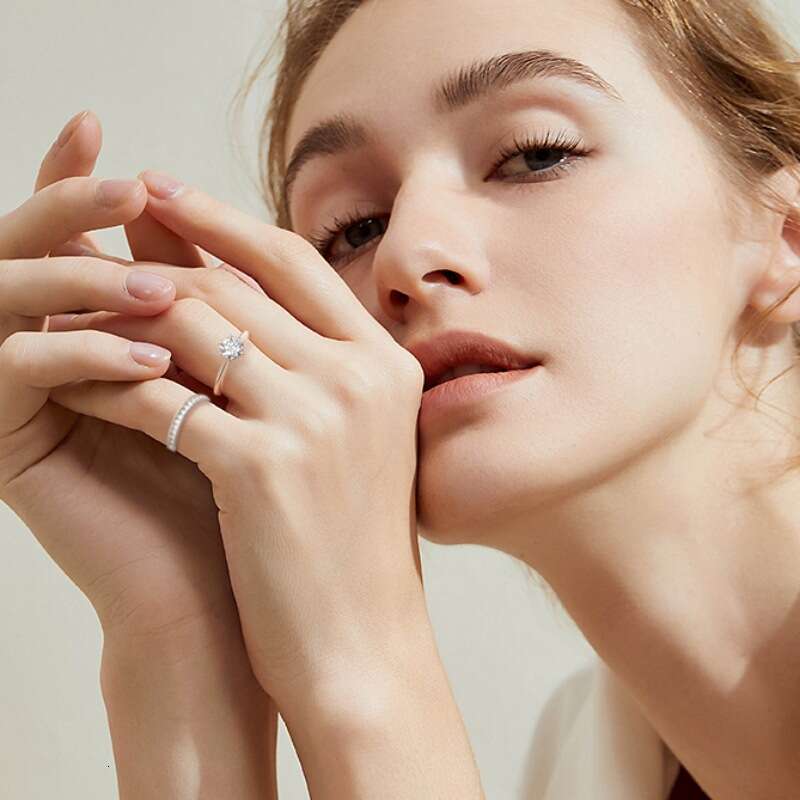 2024 Unique Moissanite Band S Silver Jewelry Niche Style Elegant Women's Ring 1A3