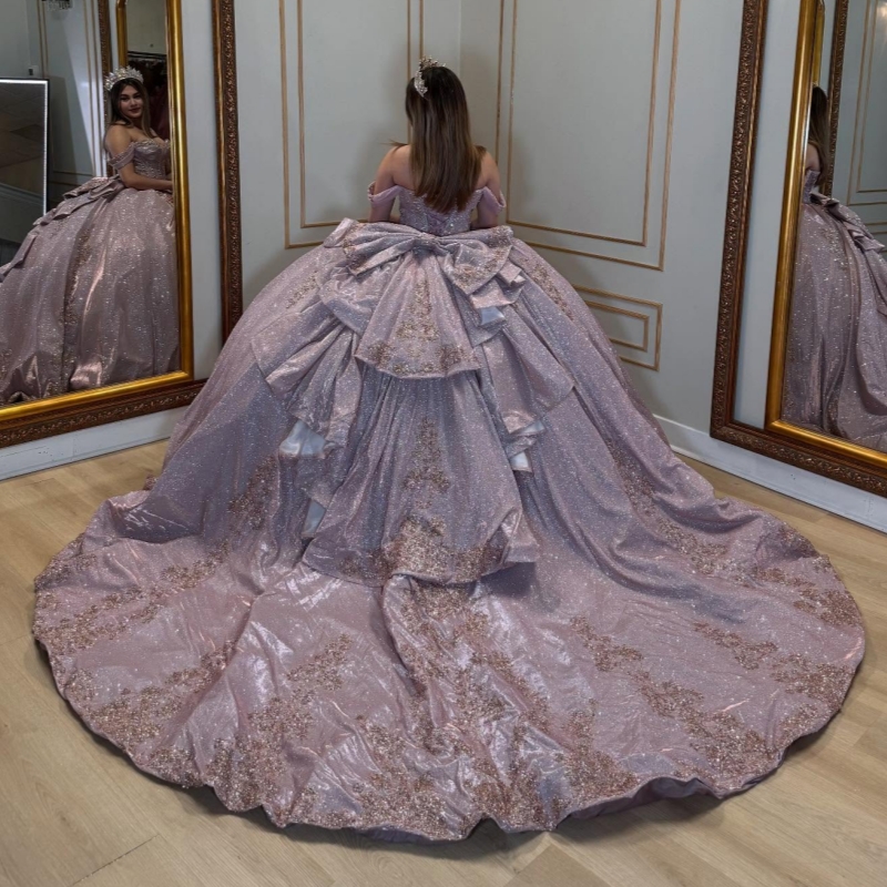 Light Lilac Shiny Quinceanera Dresses Ball Gown Off The Shoulder Applique Lace Beads Bow Tull Corset Party Birthday Sweet 16 Dress Vestidos De 15 Anos