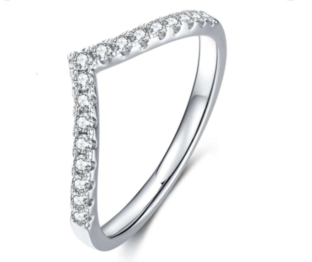 Fashion Versatile Niche S Pure Silver Moissanite Band Ring Light Luxury Jewelry OEM 9C5