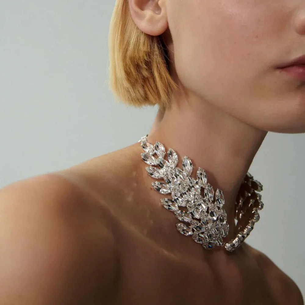 Stonefans Crystal Statement Choker Necklace Chain High Quality Women Symmetry Fashion Boho Rhinestone Collar Jewelry Gift 250716
