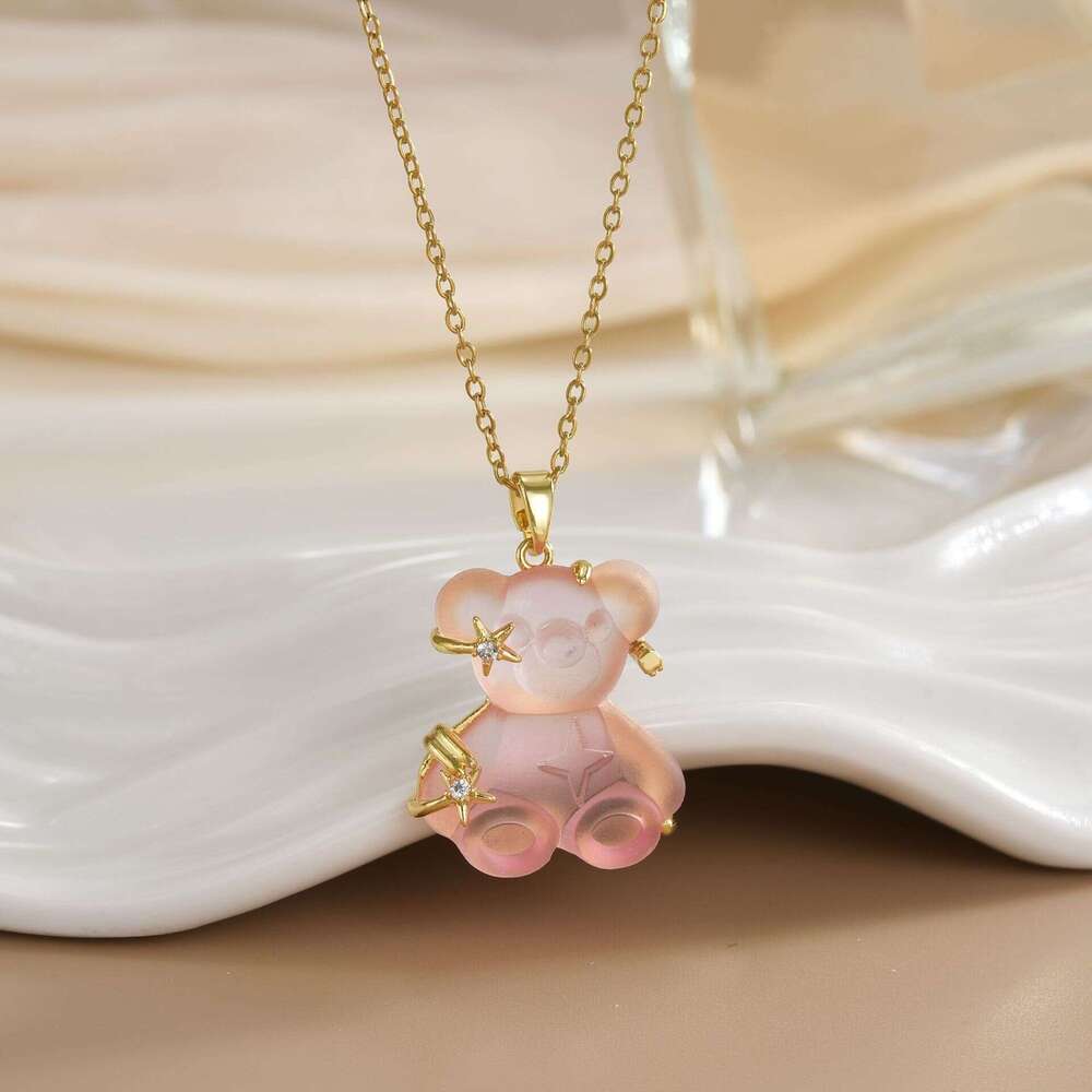 Jewelry INS Style Colorful Resin Bear Pendant Necklace Fashionable Versatile Titanium Steel Collarbone Chain 056