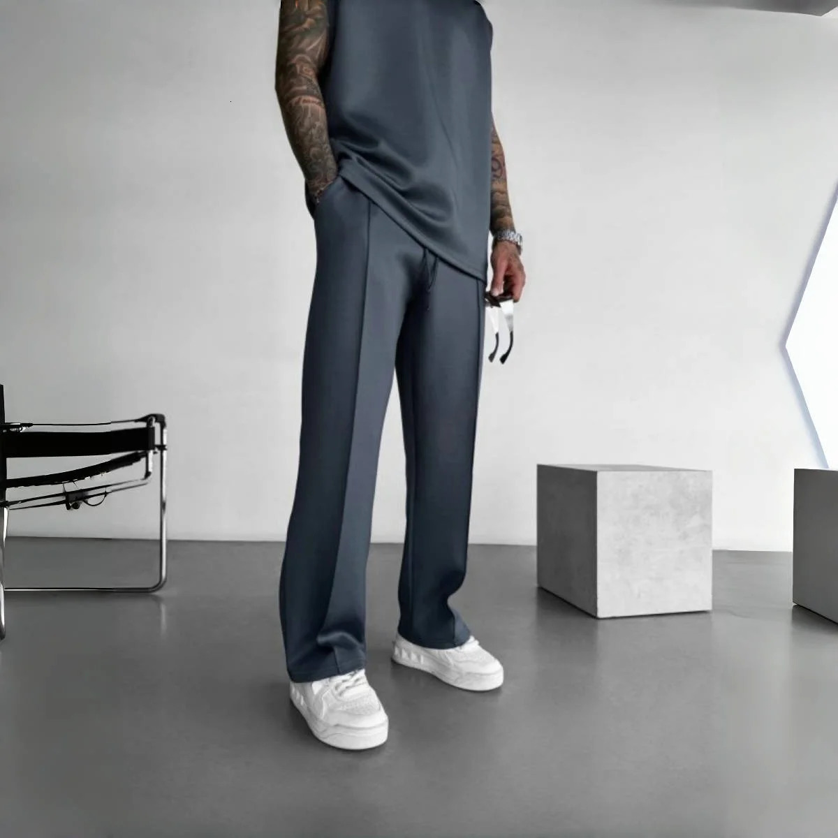 mens casual pants stylish and comfortable elastic waist drawstring single-line pleated solid color pocket mops pants 250715