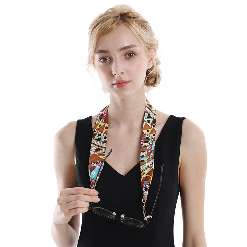 Silk Scarf for Women Spring Summer High-end Glasses Bohemian Fashion Sunglasses Anti-lost Chain Old Money Style Simple Accessories ddmythur