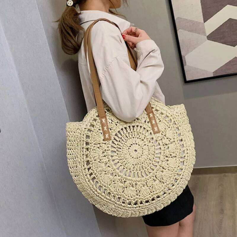 Summer Round Straw Women Vacation Woven Shoulder Large Capacity Hollow Out Simple Tote Travel Beach Bag Handbags