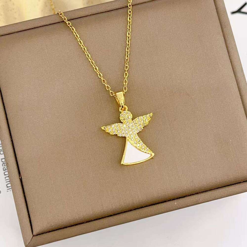 Hot Selling Jewelry Inlaid Angel Necklace For Women Versatile Light Niche High-End Titanium Steel Non-Fading Collarbone Chain 781