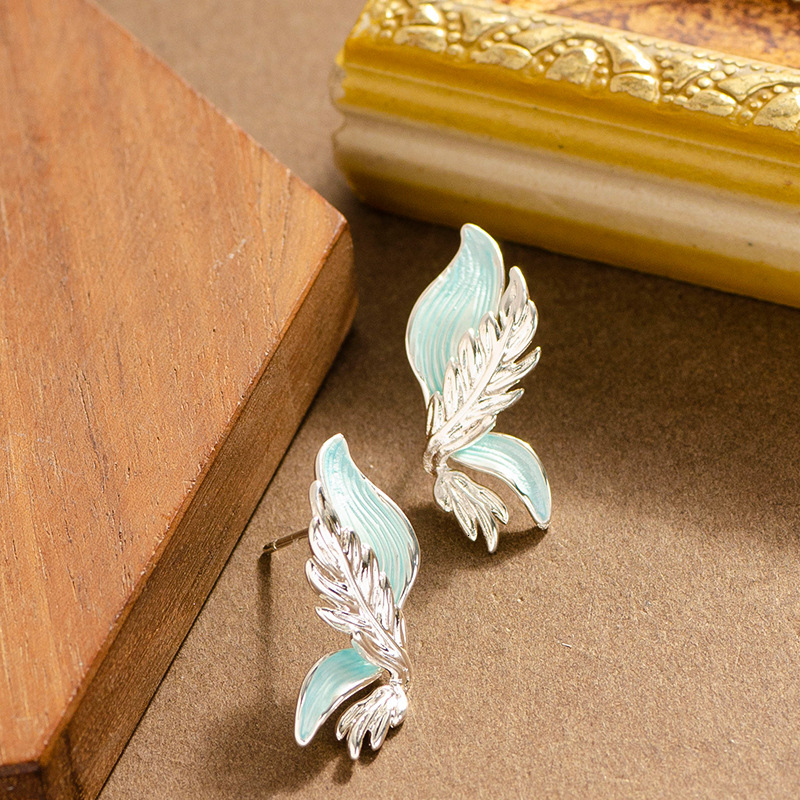 S Sier Needle French Elegant Exquisite Enamel Angel Wings Earrings for Women Niche Personality Trendy Ear Jewelry