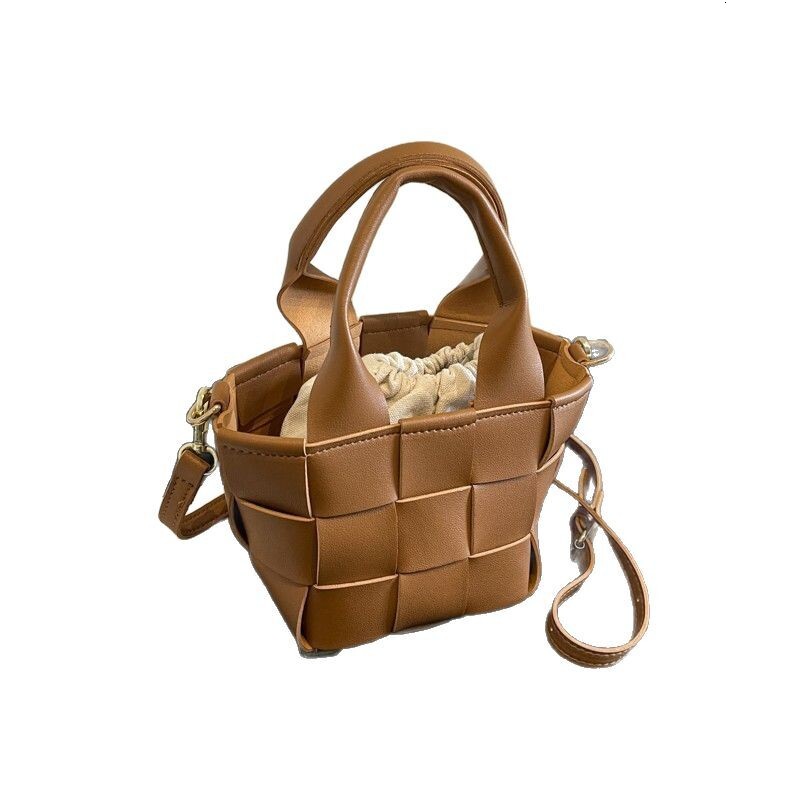 Top quality Brand High Quality New Style Free Delivery Designer New Fashion Style Woven Unique Design Shoulder Retro Crossbody Handbag New Free Delive