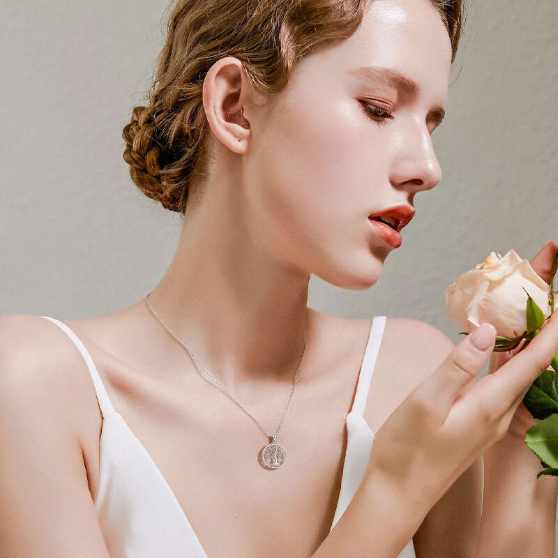 Creative Tree Of Life Moissanite Necklace For Women, Personalized Sterling Sier Sweater Chain 974