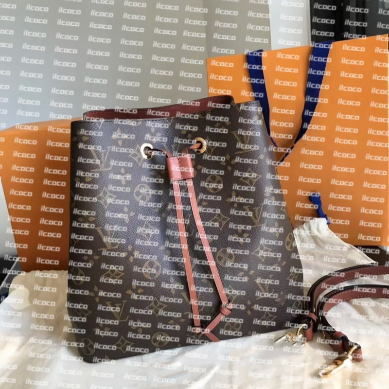 Women Leather Bucket Shoulder Bags Designers Handbags Purse Female Messenger Bag Tote Fashion Crossbody Bag M44022 M44887