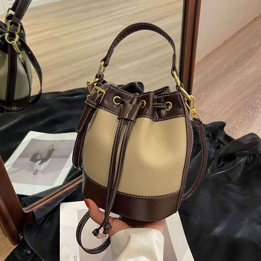 Fashion Versatile Bucket for Women 2025 New Handbag Commuting Casual Drawstring Crossbody Bag