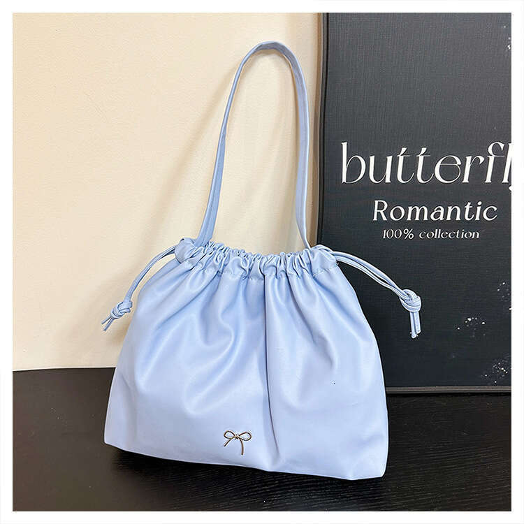 Leather Bag Bucket Bag Tote Bag Drawstring Pleated Bucket Trendy Autumn Winter New Large Capacity Casual Single Shoulder Versatile Tote Bag