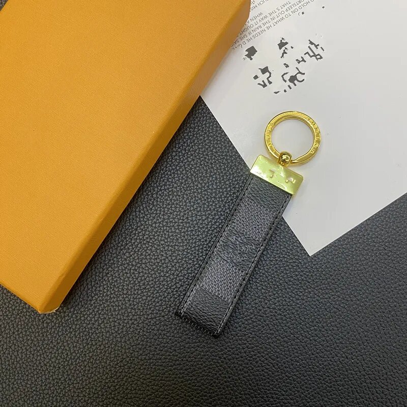 High Quality Leather Keychain Classic key Chain Letter Card Holder Exquisite Portachiavi Luxury Designer Keyring Cute For Women Men accessories Y19