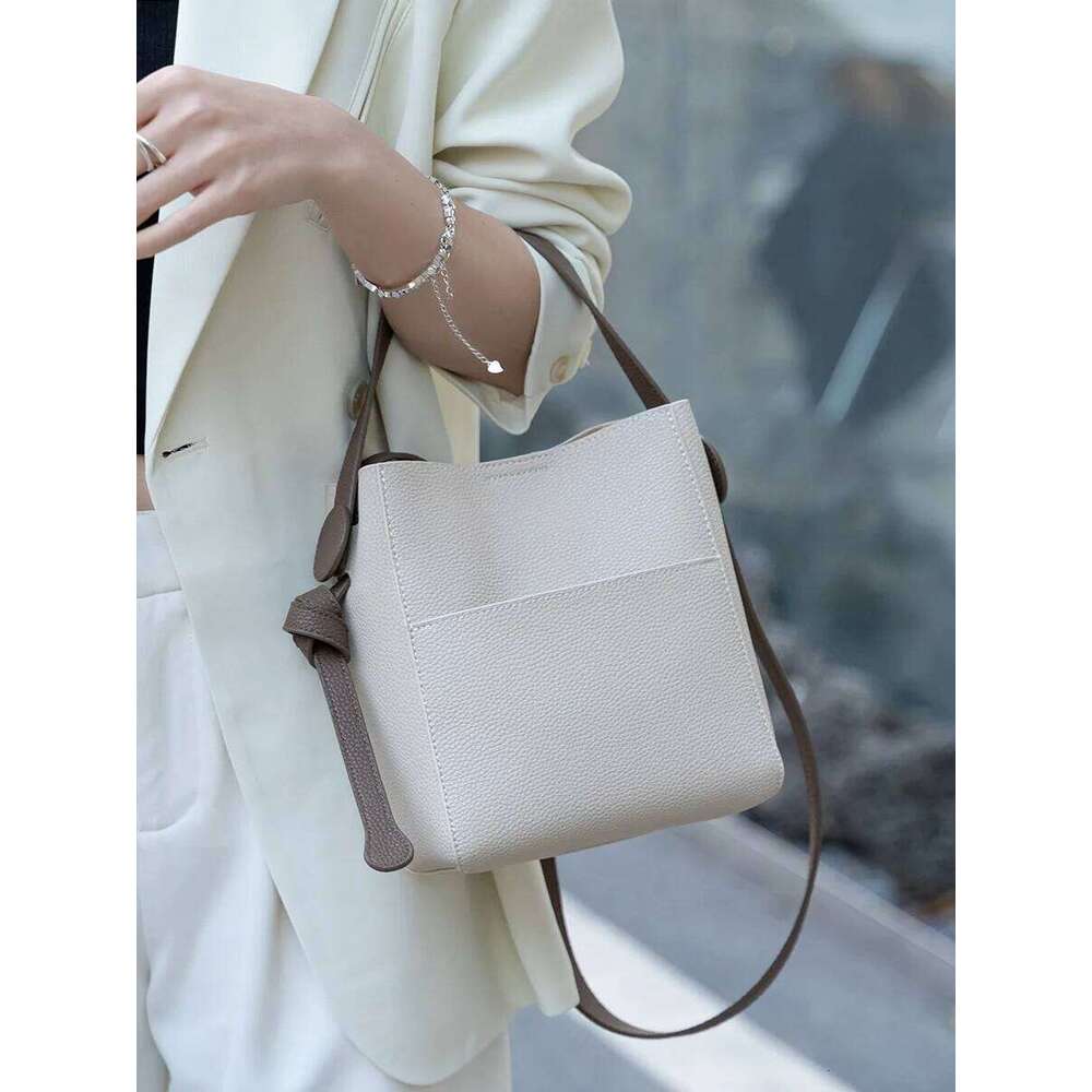 NEW Genuine Leather Women's Crossbody Bag bucket Daily Cusual Handbag Large Capacity commuter Soft Cowhide shoulder bag as gift