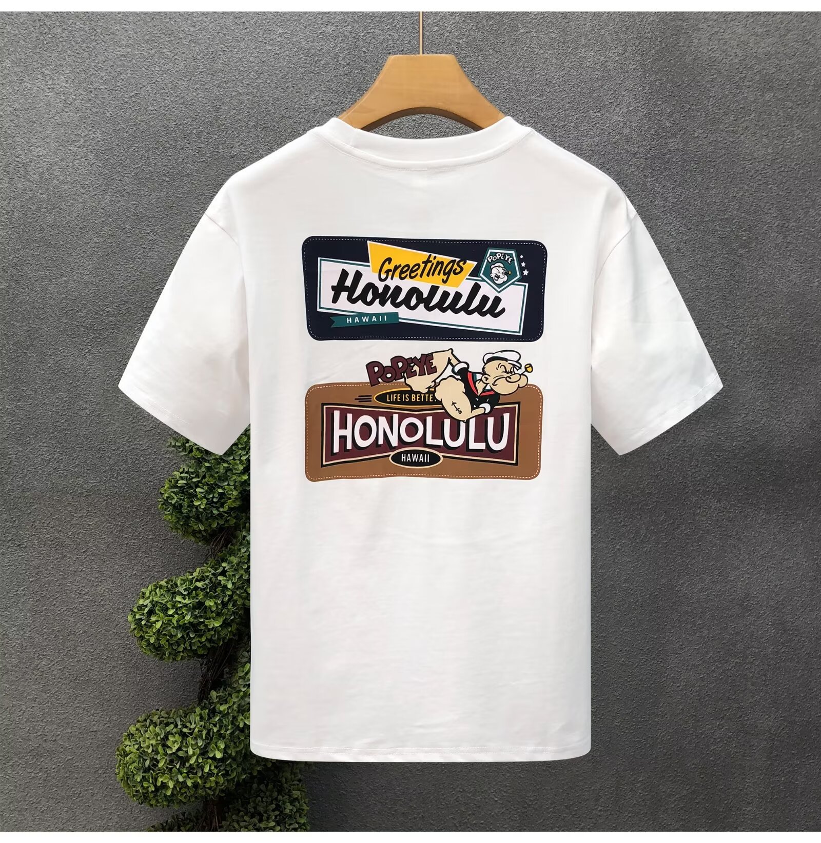 Free shipping designer T-shirt short sleeved men and women loose casual printed half sleeved Cool Fabric Bold Graphics Durable Fabric