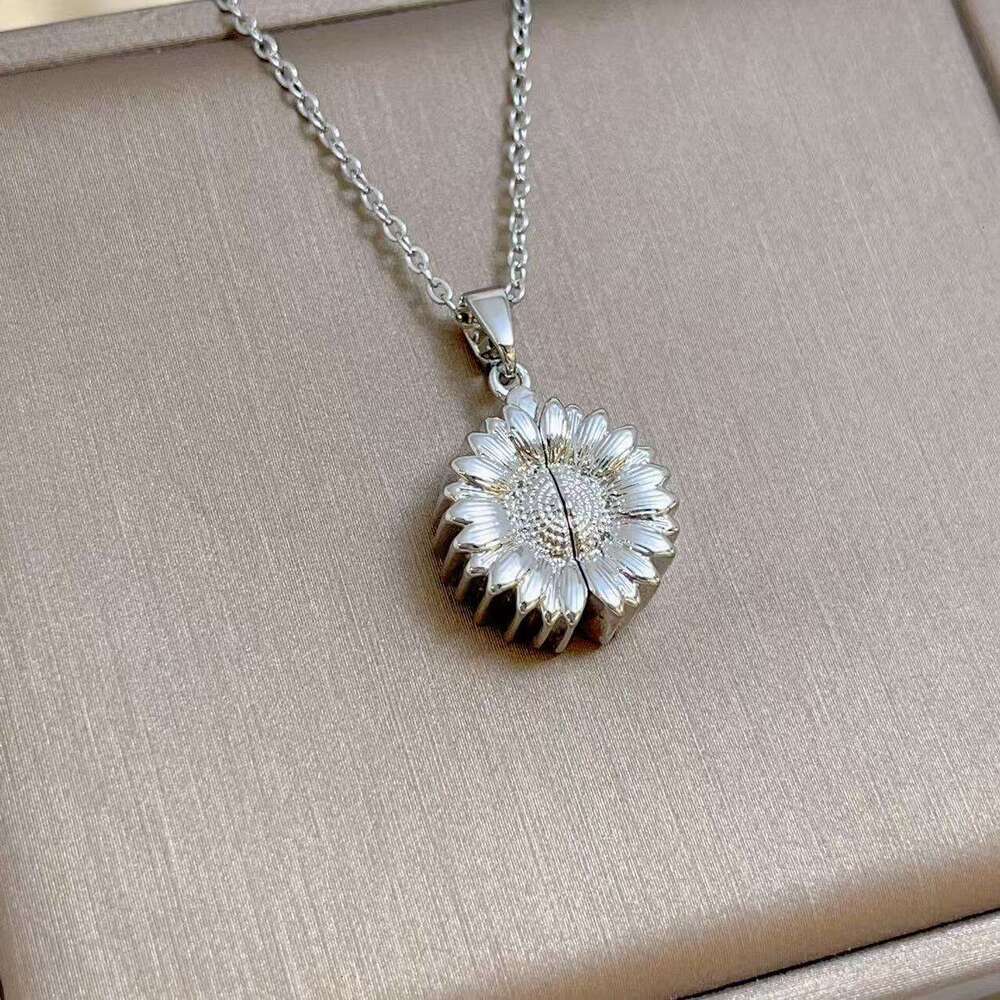 New Suower Necklace Open Pendant Engraved YOUARE MY SUNSHINE You Are My Sunshine 614